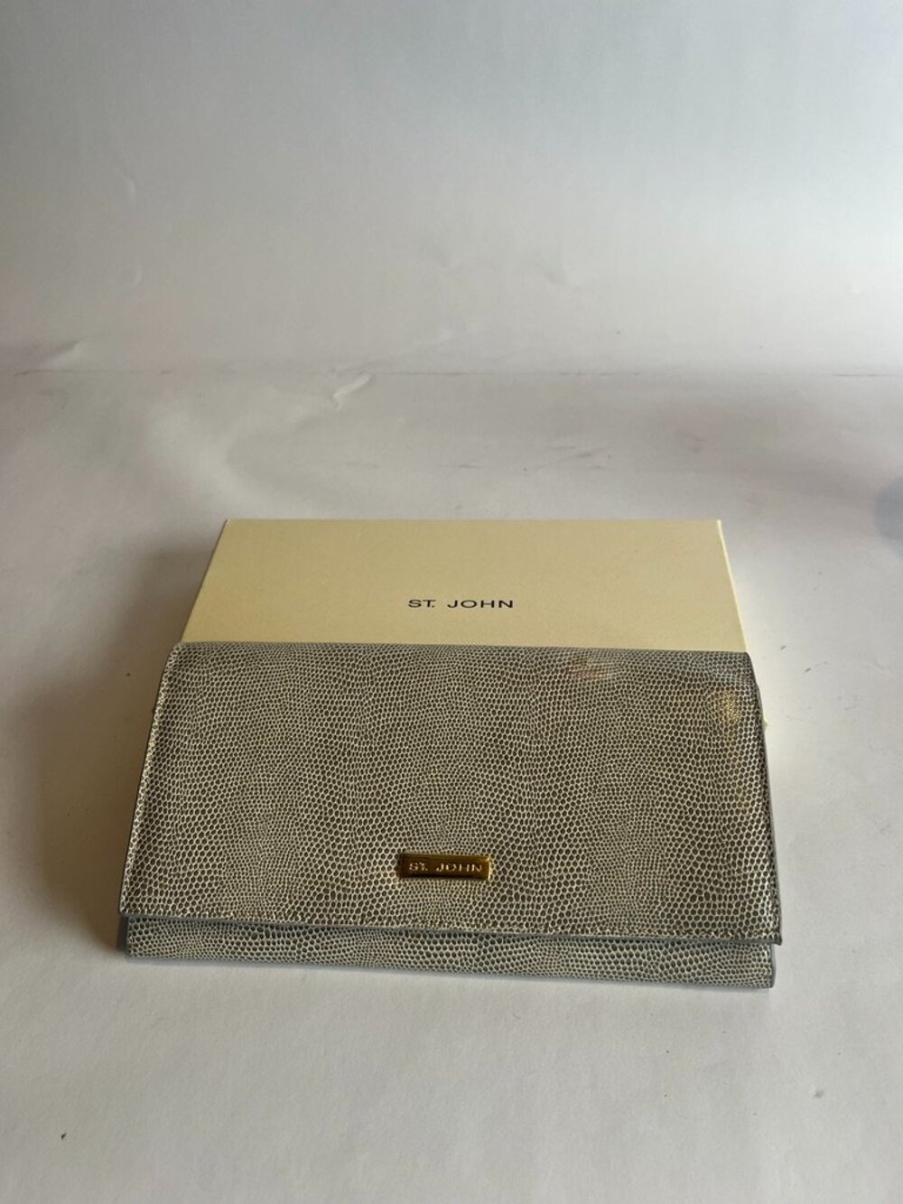 Vintage St. John textured continental wallet/travel organizer